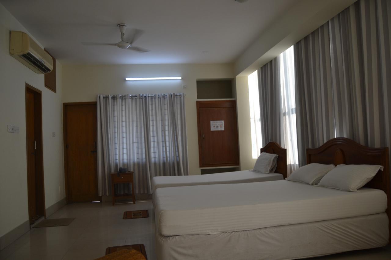 Hotel Marine Plaza 库克斯巴扎 外观 照片
